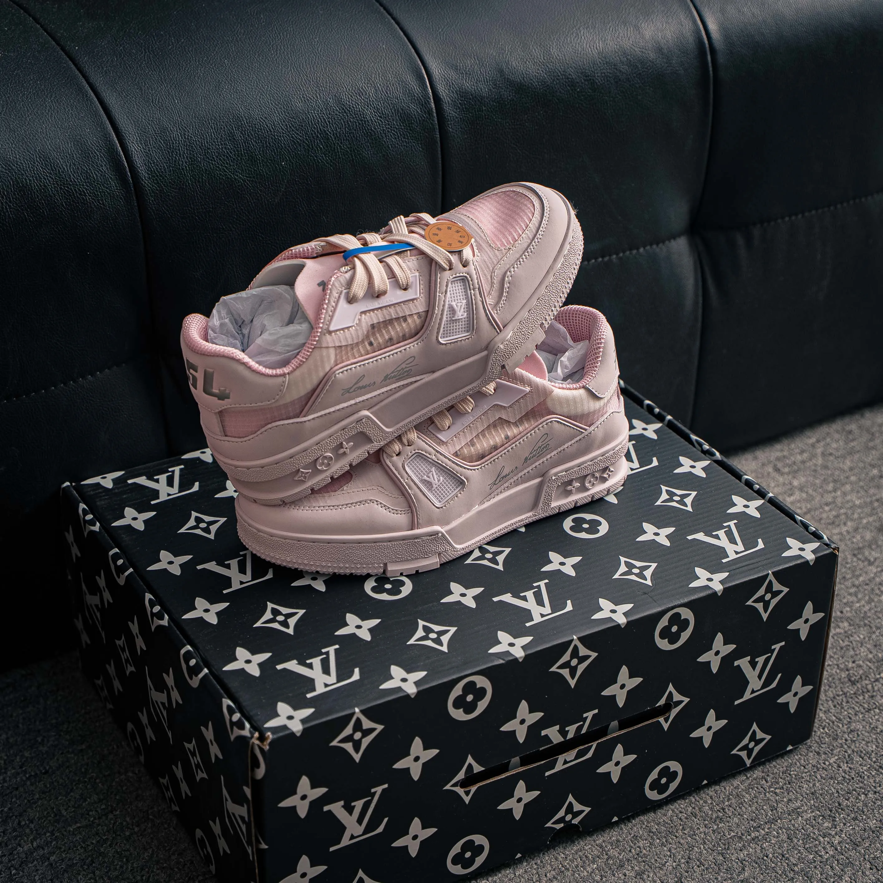 【YS 】 Premium LOUIS VUITTON Tilted Series｜2026 Breathable Series LV Tilted Low Sneakers Series Low-Top Retro Skate Shoes Men Shoes｜